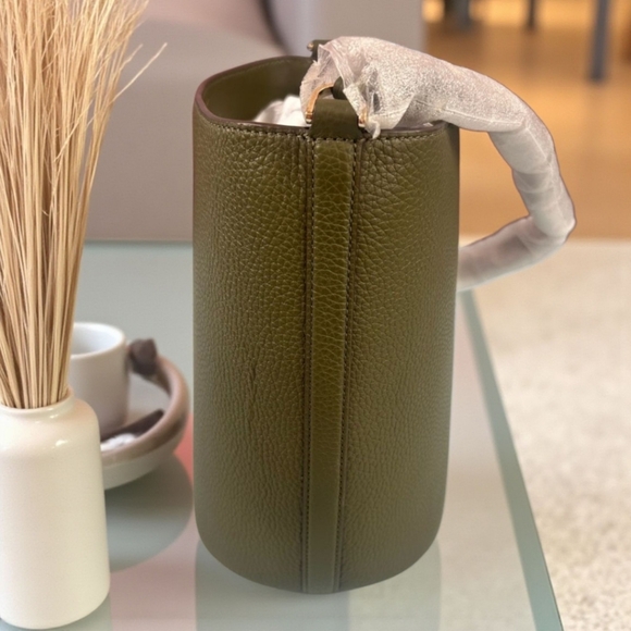 Kate Spade Julia Bucket Bag  Seaweed Green Pebbled Leather NWT UPC 19602155462 - Picture 2 of 11